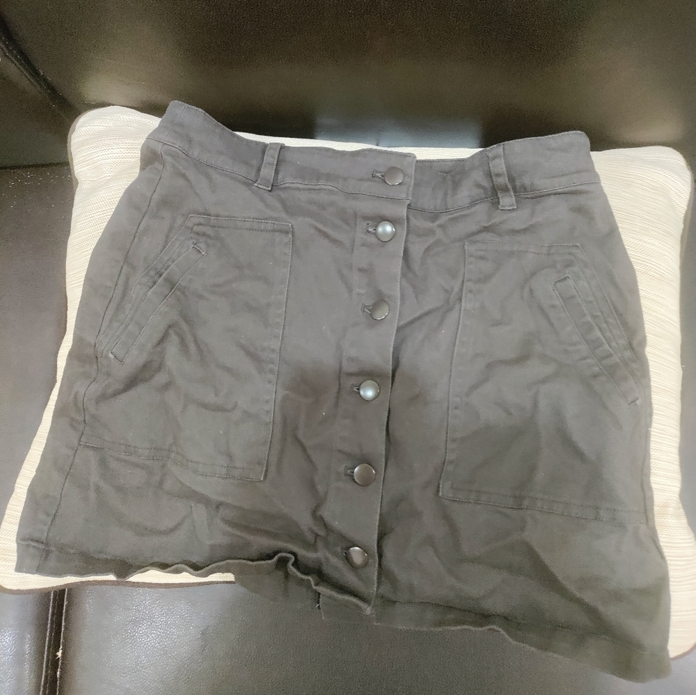 FAVLUX Olive green button up skirt